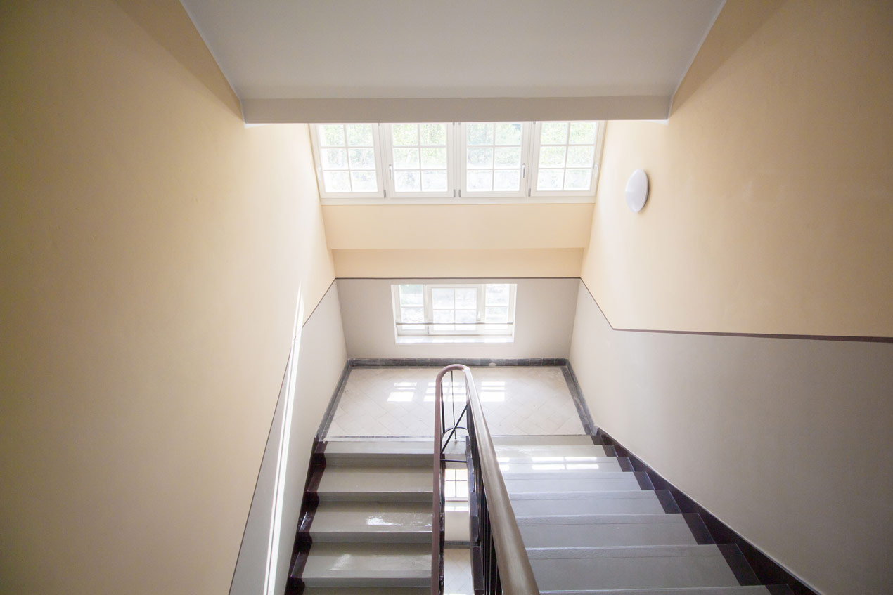 Innensicht des Treppenhauses des Stabsgebäudes