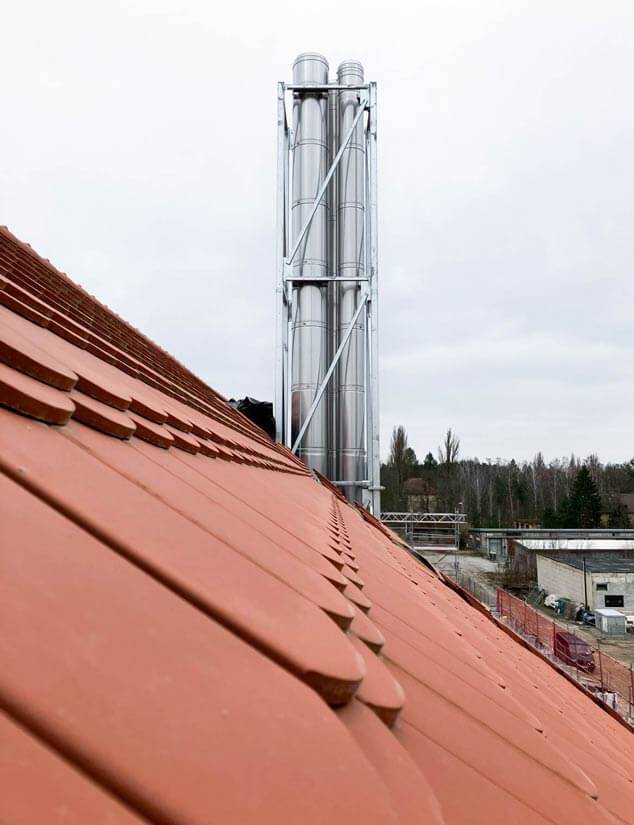 Schornstein des Heizhauses auf dem ehemaligen Infanterie-Gelände