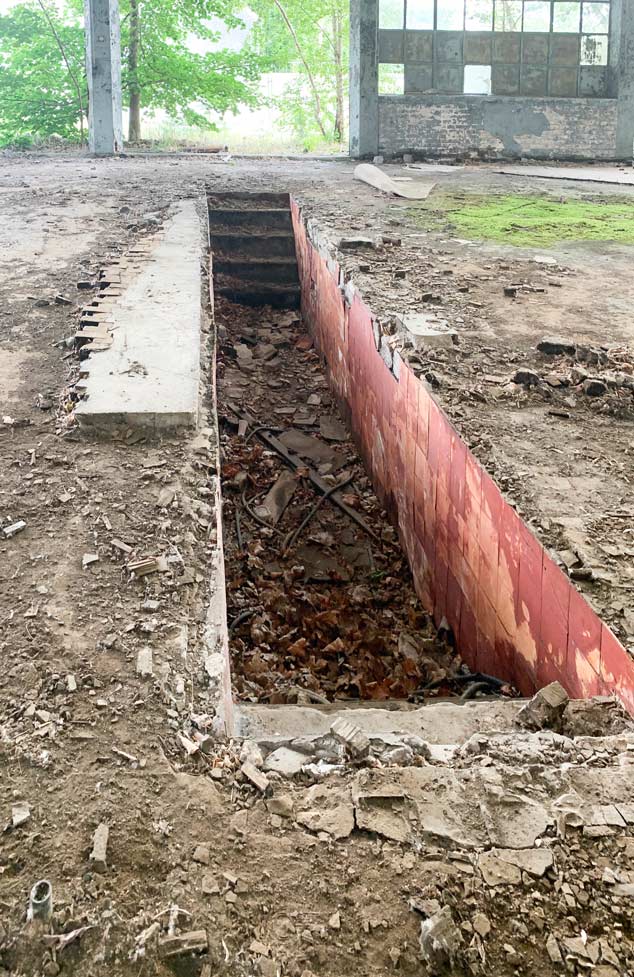 INFA-HEIZ_cubus_plan_Graben die Gräben im neuen Haizhaus zum Reparieren der Panzer