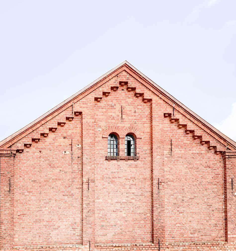 Giebelansicht des Regionalladens am Schloss Penkun